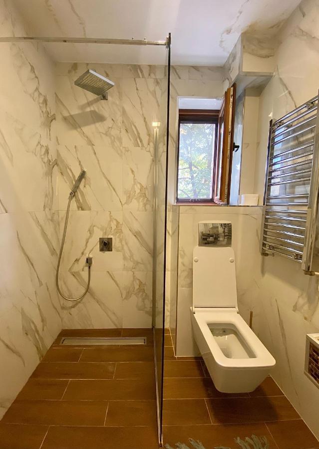 Rose Apartment Скопье Экстерьер фото